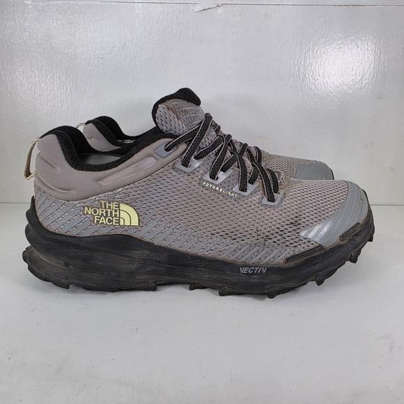 The North Face Shoes - NWT Womens The North Face Vectiv Fastpack Mid Futurelight Shoes - Meld Grey Sz 8